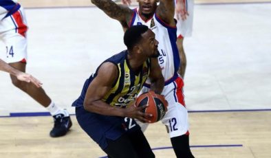 Euroleague’deki Türk derbisinde kazanan Fenerbahçe Beko