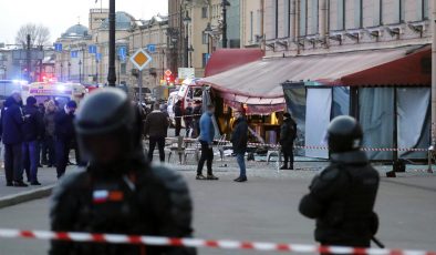 St. Petersburg’daki bir kafeye düzenlenen bombalı saldırıda Kremlin yanlısı blogger öldü