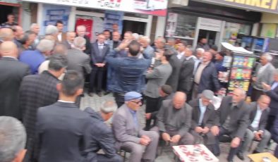 Van’ın Çaldıran ilçesinde CHP seçim bürosu açıldı
