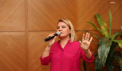 İzmit Belediye Başkanı Fatma Kaplan Hürriyet ve CHP Kocaeli milletvekili adayları Doğu ve Güneydoğulu iş insanlarıyla bir araya geldi